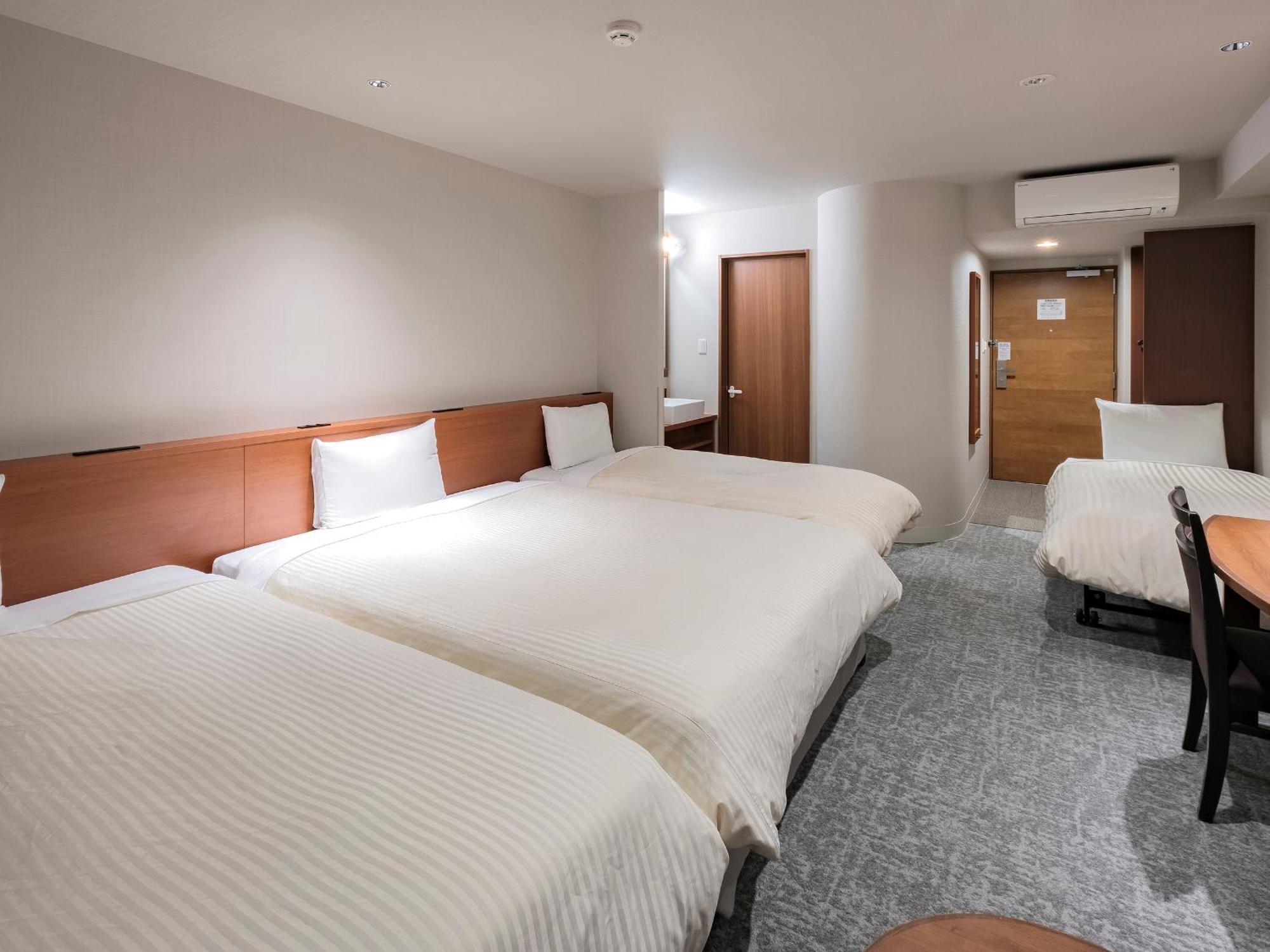Vessel Hotel Miyakonojō Esterno foto